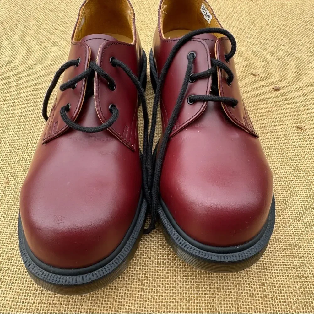 Dr Martens 1925 5400 Cherry Red Oxford Mens 6 Womens 7 Leather